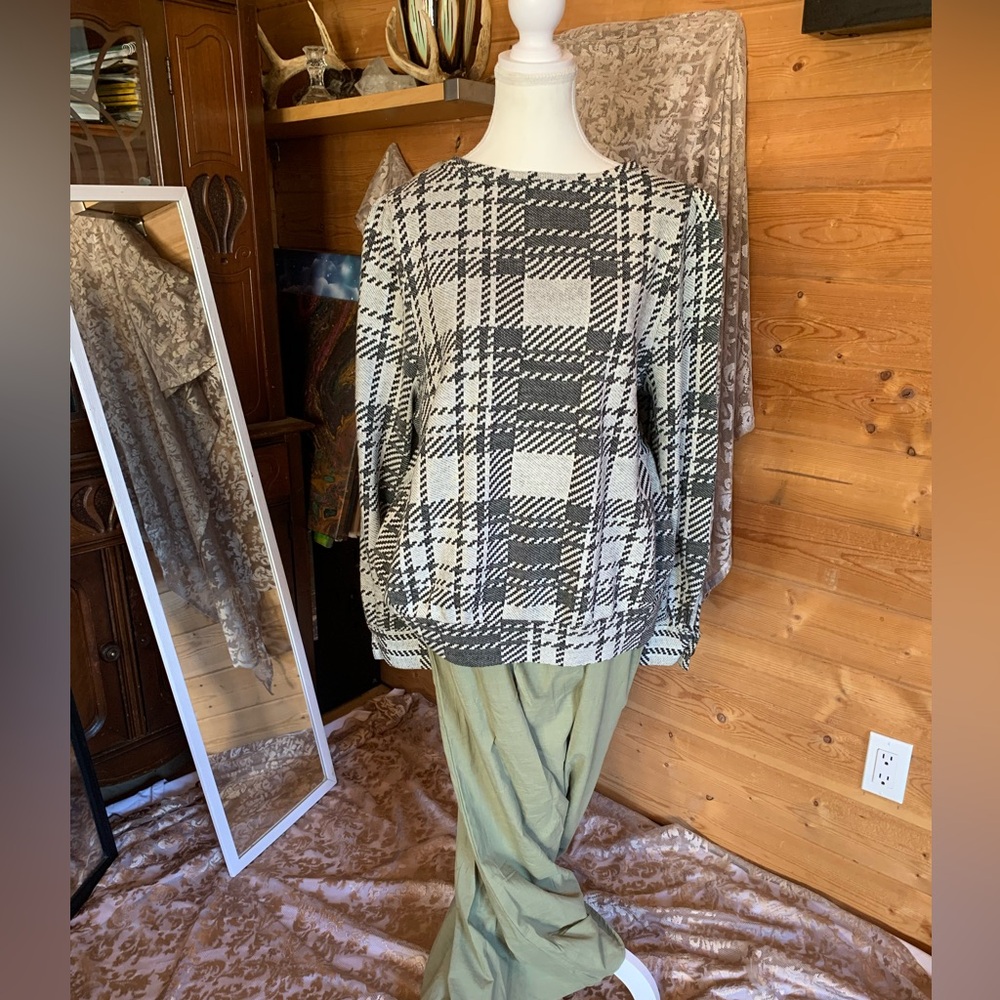 Cotton Oversized Plaid Black‎ and White Sweater XXL Art Teacher Chic Cottagecore